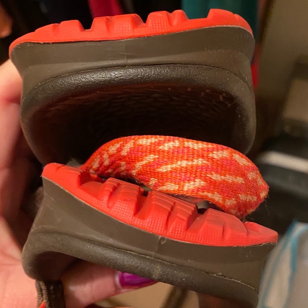 Chacos! - Picture 7 of 7